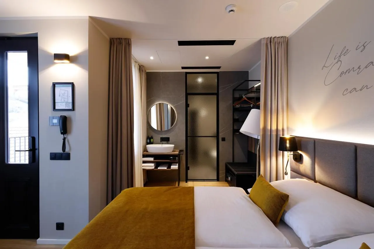 Hotel Prokop Square Prague 4*,