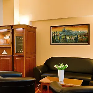 Hotel Cloister
