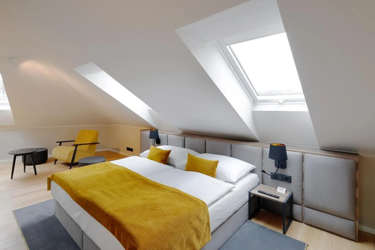 Hotel Prokop Square Prague