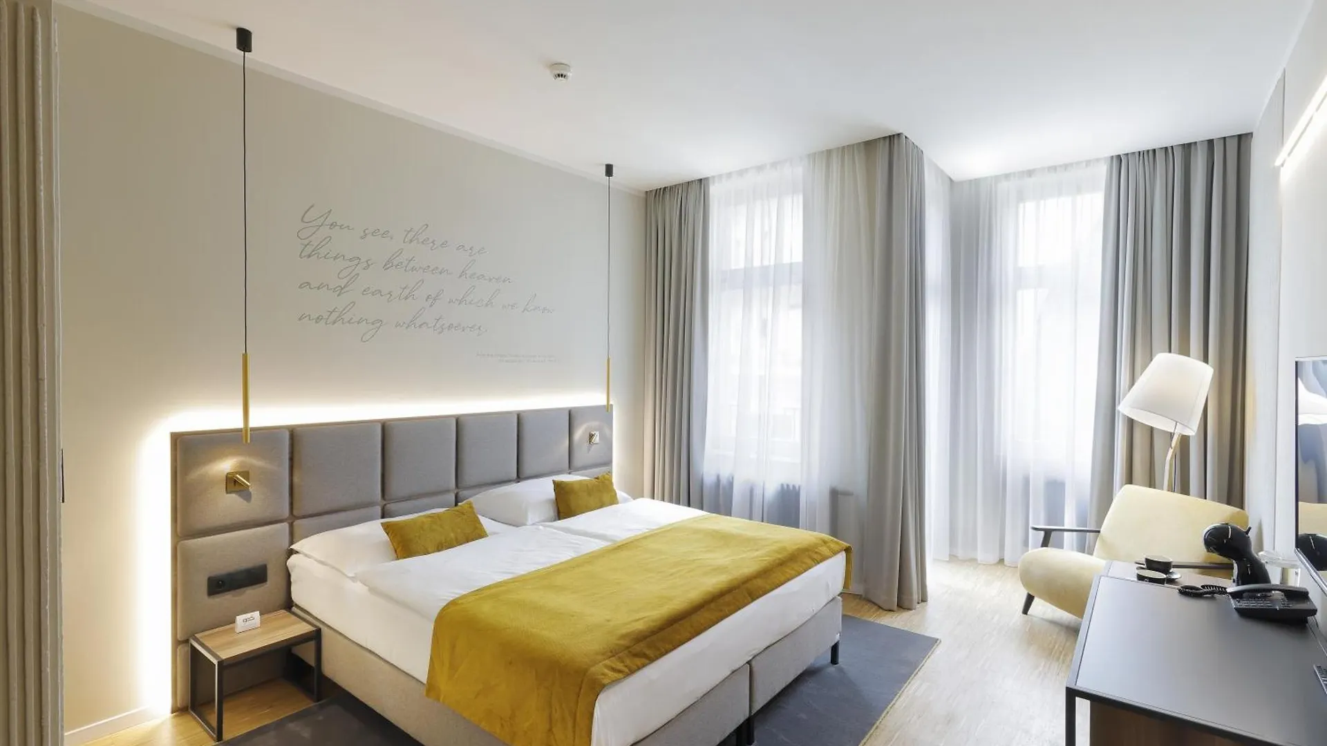Hotel Prokop Square Prague 4*,