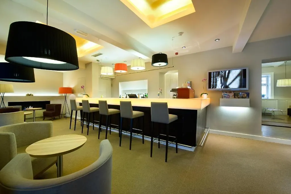 Hotel Prokop Square Prague 4*,